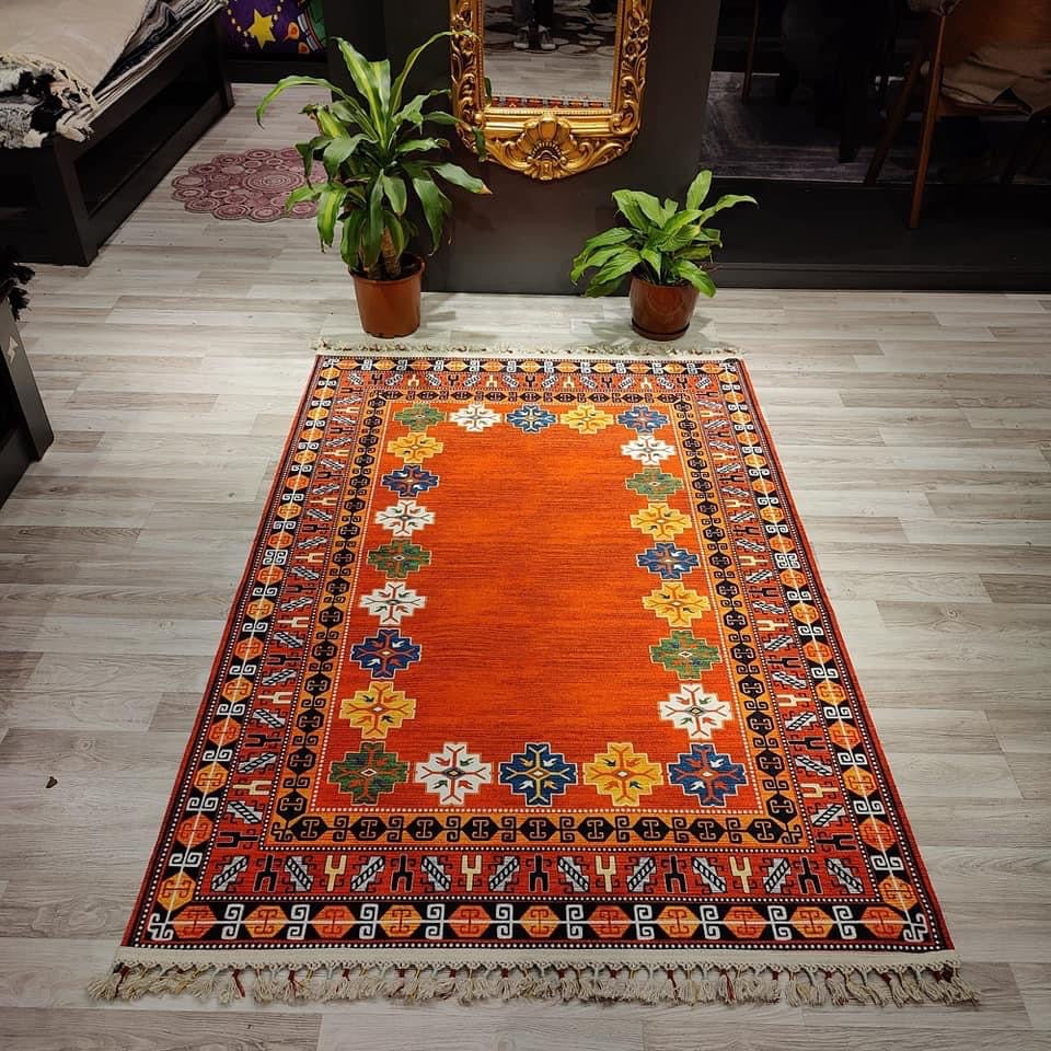 Traditional Afghan design carpet Anatolian Collection red rug | AN002