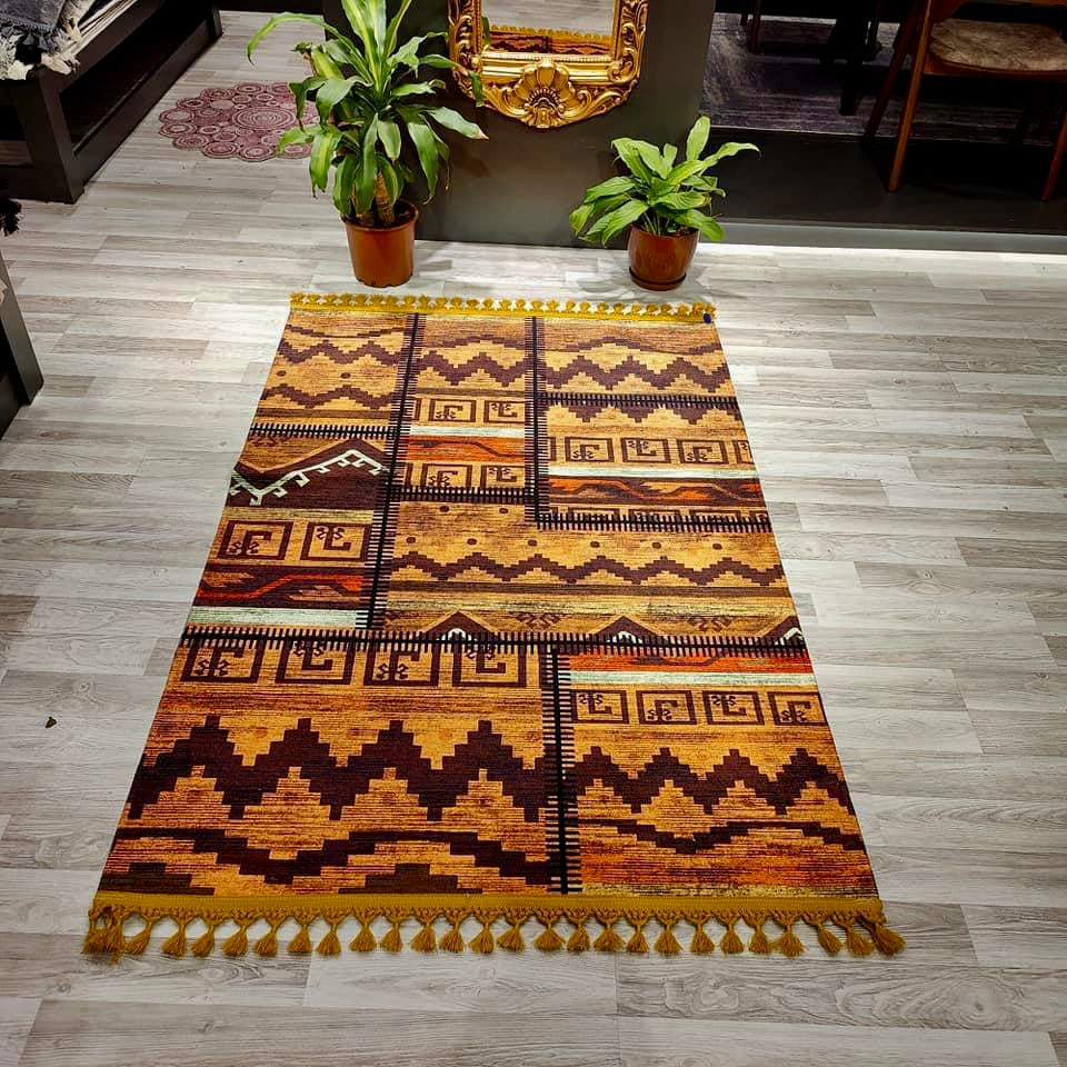 Anatolian Collection Traditional style rug with classic design | AN009